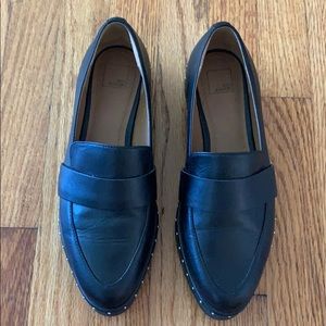 Black leather platform loafer